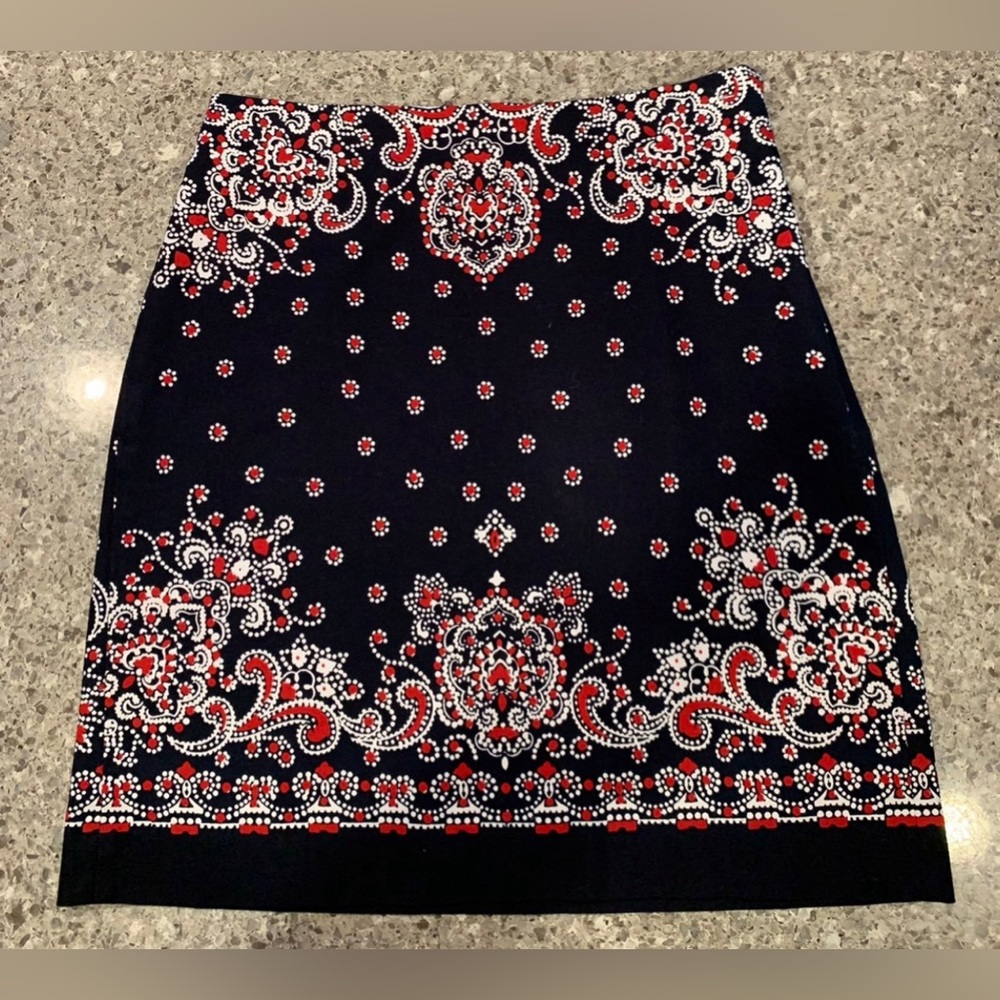 Talbots Skirt Floral Paisley Red White Blue Cotton Blend Size 2P 2 Petite
